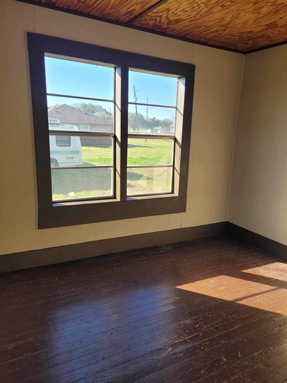 Home with Very Strong Support